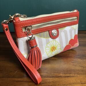 Spartina 449 Daufuskie Island Red Floral Wristlet Natural Linen Leather Trim